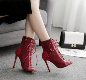Boots and high-heeled P78